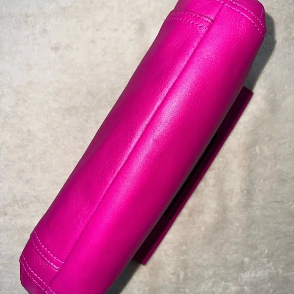 Coach Basket Clutch - 48012 - Picture 9 of 12